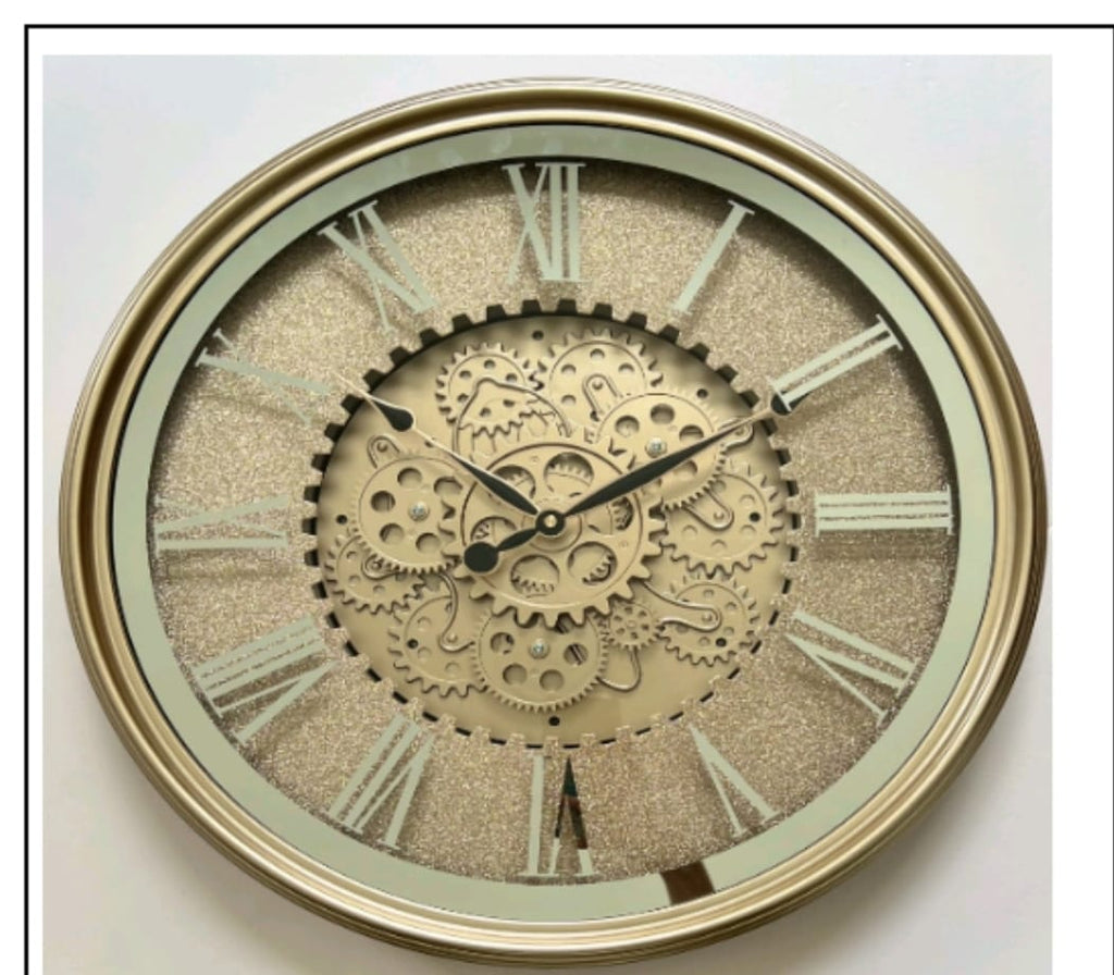 Luxurious Vintage wall clock with rotating gears