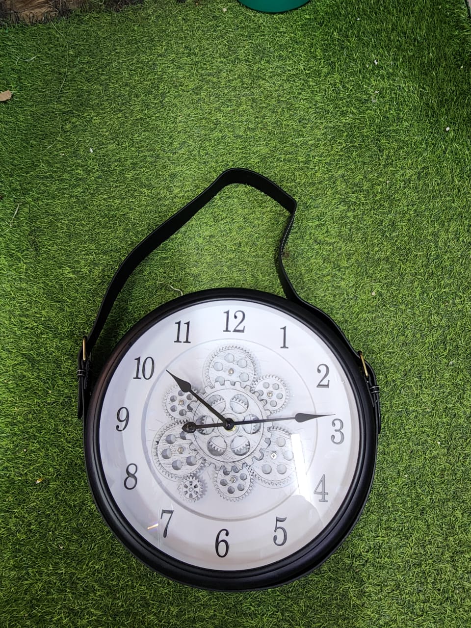 luxury clock with rotating gears