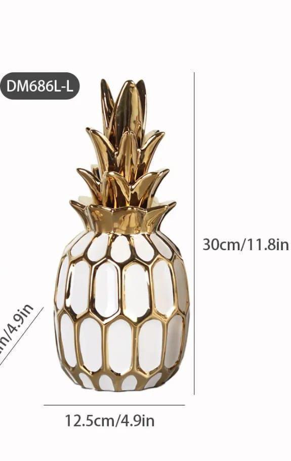 pineapple sculpture