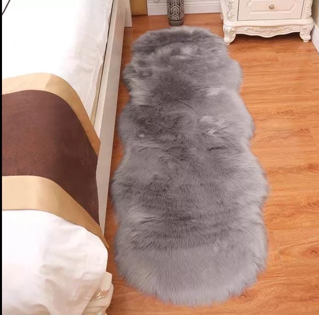 Faux fur mat