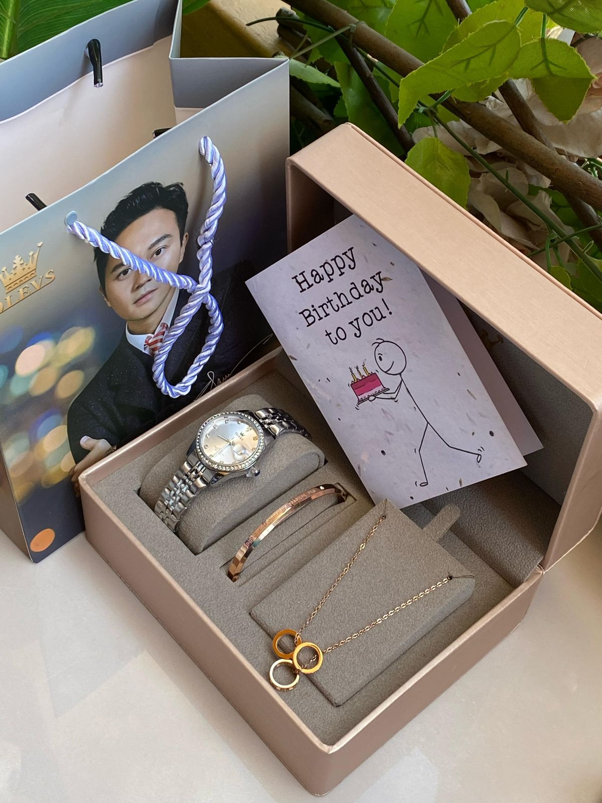 3 IN 1 OLEVS GIFT SET